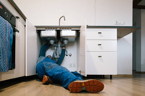 Professional Leak Detection technician working in Hamburg, IA